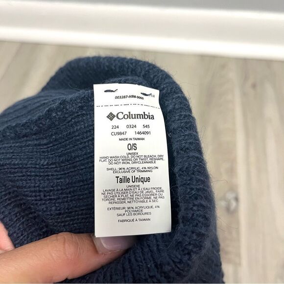 Columbia Hat Unisex OS Watch Dark Navy Blue Knit Winter Beanie Cap NWT - Picture 4 of 4